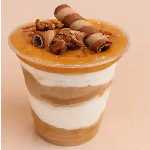 Vaso Tres Leches de Café y Barquillo