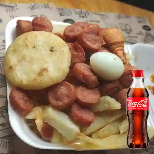 Combo Salchipapas + Coca Cola Original 400 ml