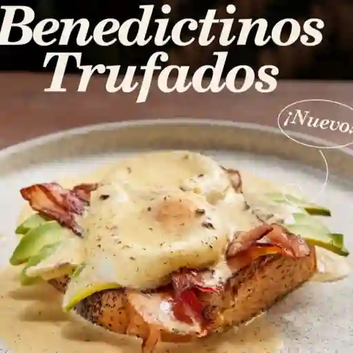 Huevos benedictinos trufados