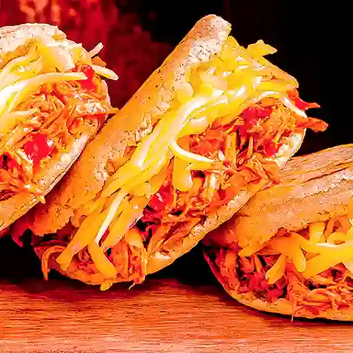 Arepa Asada con Todo