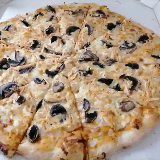 Pizza Pollo con Champiñones Grande