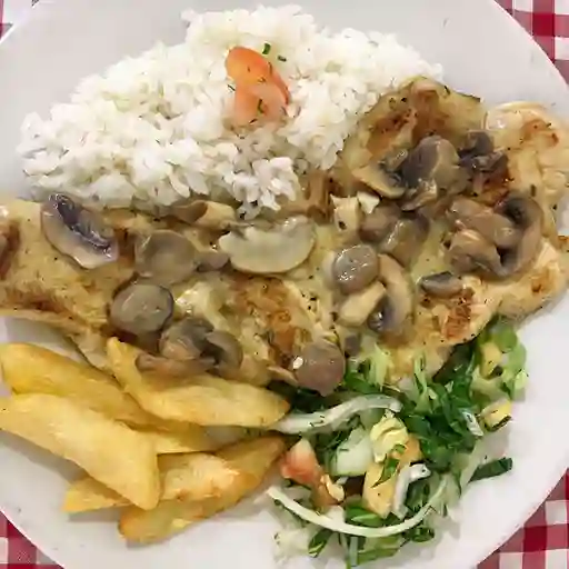 Pechuga en Salsa de Champiñones