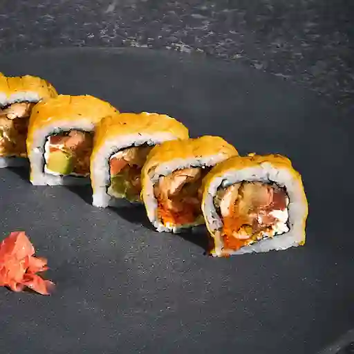 Salmón Crunch Roll