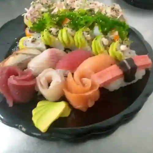 Combo Sushi Deluxe+ Bebida