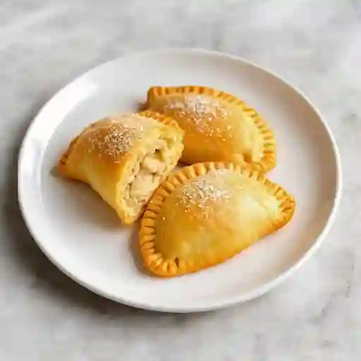 Pastelitos De Harina De Trigo Con Pollo