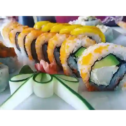 Combo Sushi X 20 Bocados. 2 Variedades