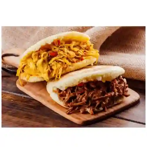 Arepa Mixta de Pollo y Carne