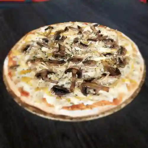 Pizza Pollo Champiñón Mielmostaza