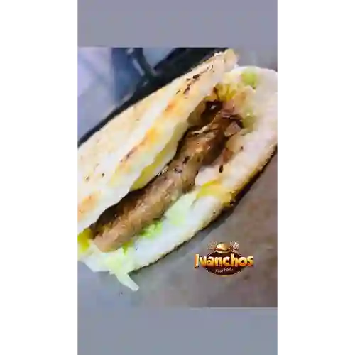 Hamburguesa con Arepa