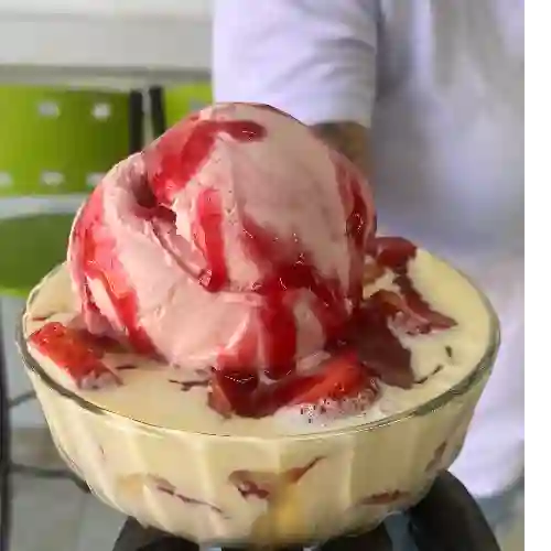 Fresas con Crema y Helado