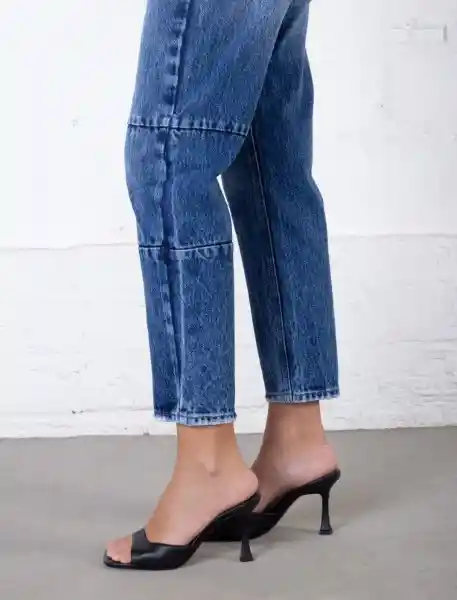 Jean Taurus Mujer Azul Índigo Medio Talla 6 Naf Naf