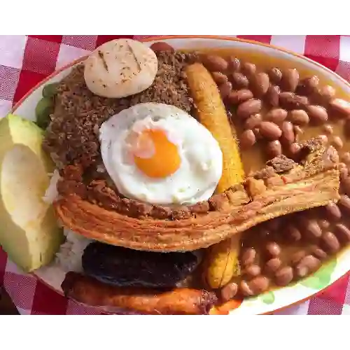 Bandeja Paisa