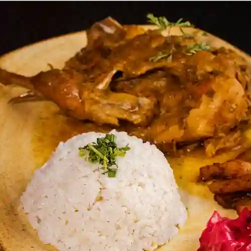 Gallina en Zumo de Coco.