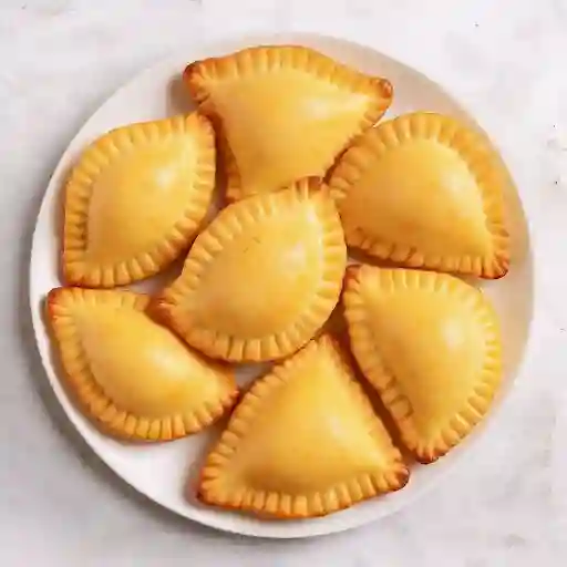 Pastelitos de pollo x 8 unds