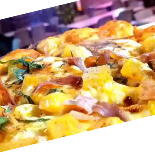 Pizza famosa hawaiana sanz