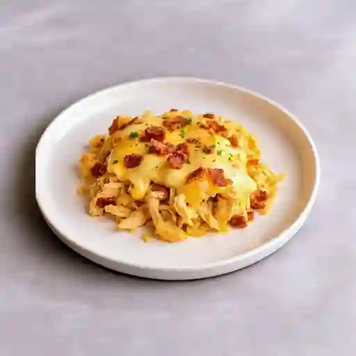 Desgranada Pollo Tocineta Gratinada