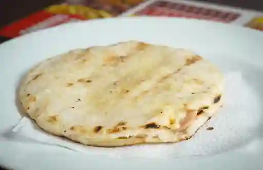 Arepa Jamón y Queso