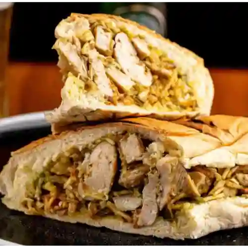 Chuzo Pan de Pollo