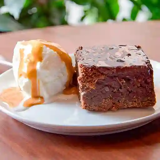 Brownie con Helado