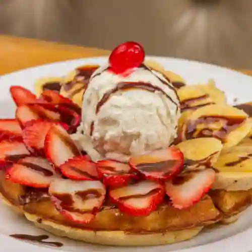 Waffle Nutella Fresa y Banano