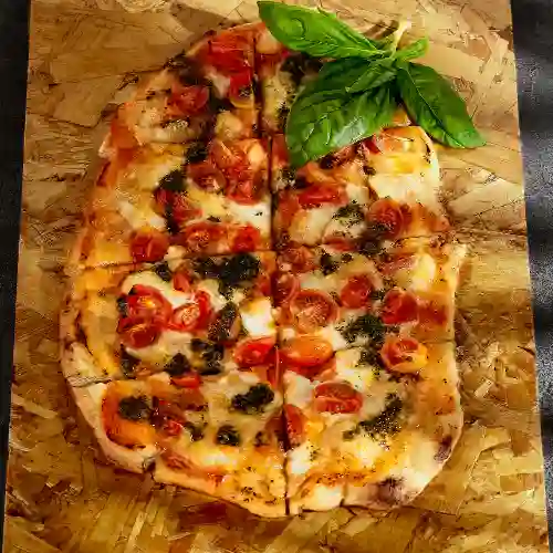 Pizza Caprese