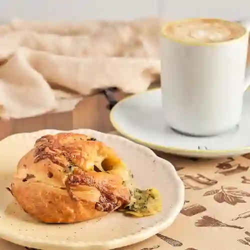 Rollo Espinaca y Queso