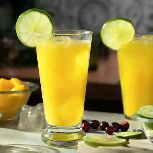 Limonada de Mango Vaso 14 Oz