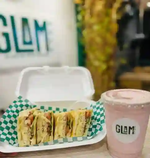 Combo Club Sandwich y Jugo