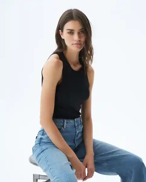 Camiseta Essential Ribbed Femenino Negro Sombrio L Chevignon