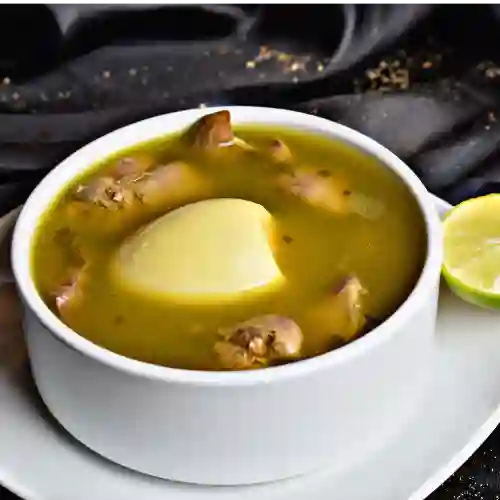 Consome de Menudencias