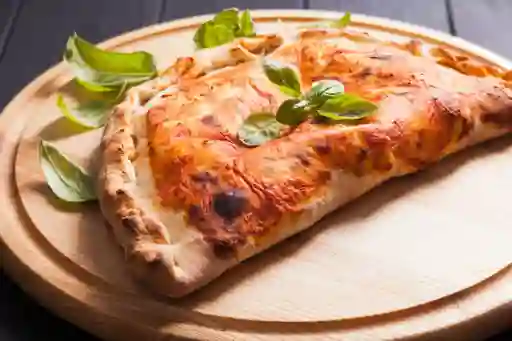 Calzone Pollo y Champiñones