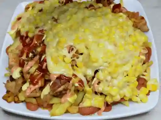 Salchipapa Gratinado
