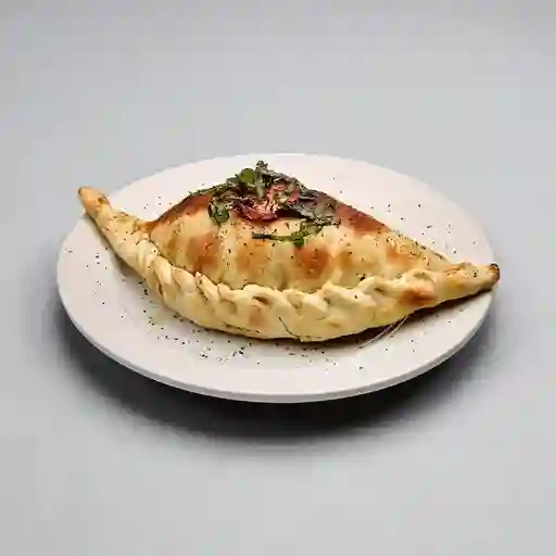 Calzone de Jamón y Champiñones