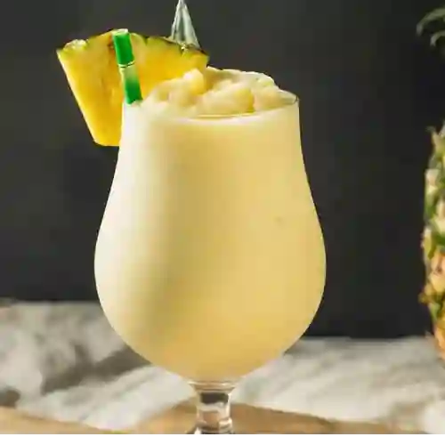 Malteada Piña Colada 10 Oz