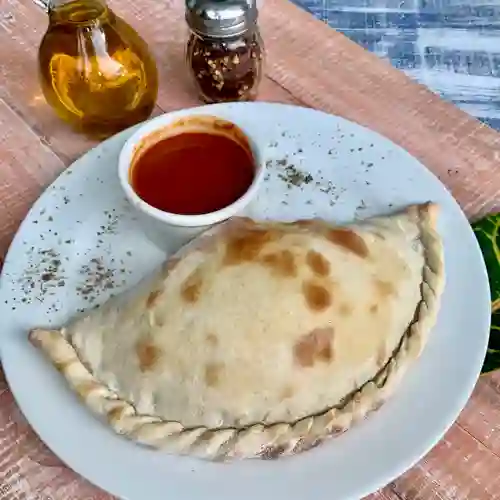 la Quattro Quesos Calzone