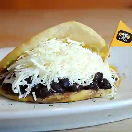 Arepa Dominó
