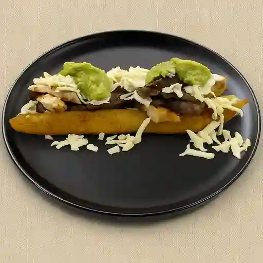 Maduro entre carnes y cuajada