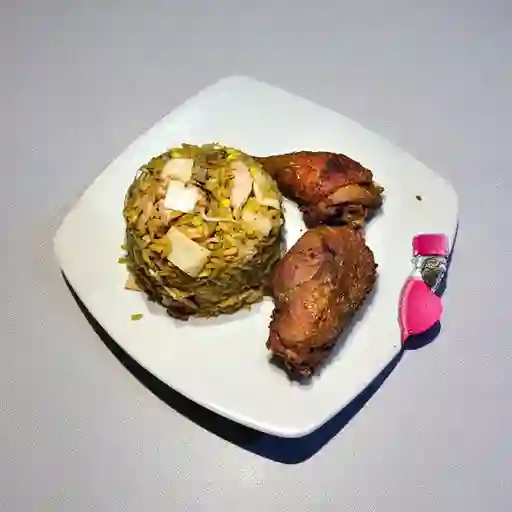 Combo Valenciana Personal + Postobón Manzana 250 ml