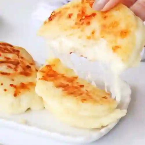 Arepa Quesuda