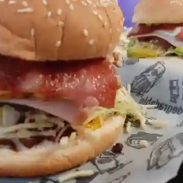 Hamburguesa de Tocineta