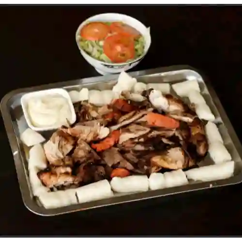 Picada Mixta con Bollo