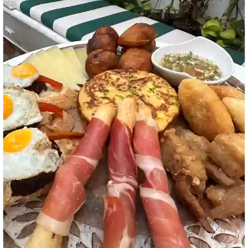 Tabla colombo-española