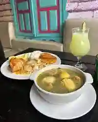 Combo Almuerzo Gallo