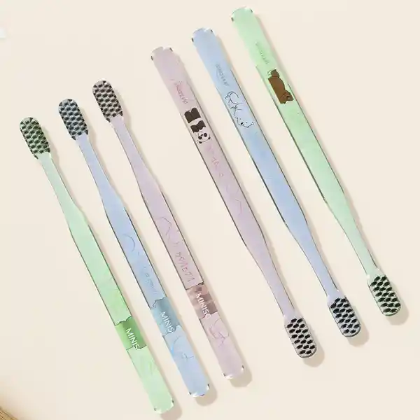 Cepillo de Dientes Suave Serie we Bare Bears Miniso