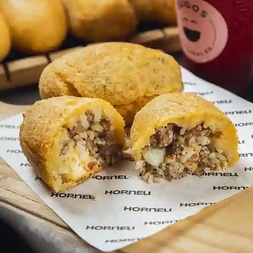 Empanada Yuca Arroz Carne