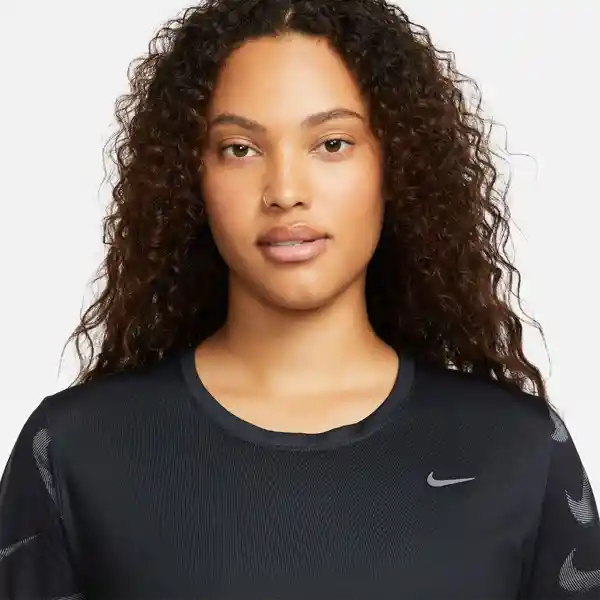 Nike Camiseta W Df Swoosh Aop Crop Negro T.XS Ref: FB4681-010