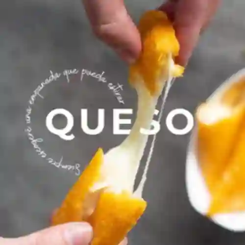 Empanada Queso Mozarella