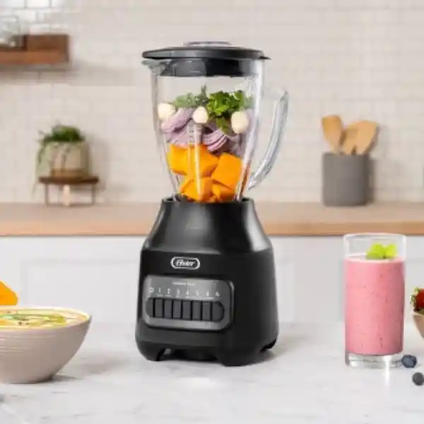 Oster Licuadora Vaso Vidrio 6 Velocidades Negra 800W