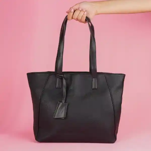 Bolso Clásico Tipo Piel Texturizado Negro Miniso