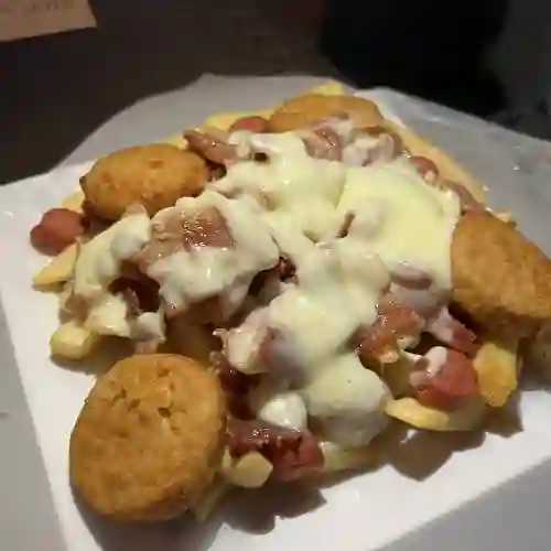 Salchipapas